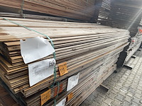 Ca. 84x douglas kraaldelen, 18x180mm, lengte 300cm - afbeelding 2 van  3