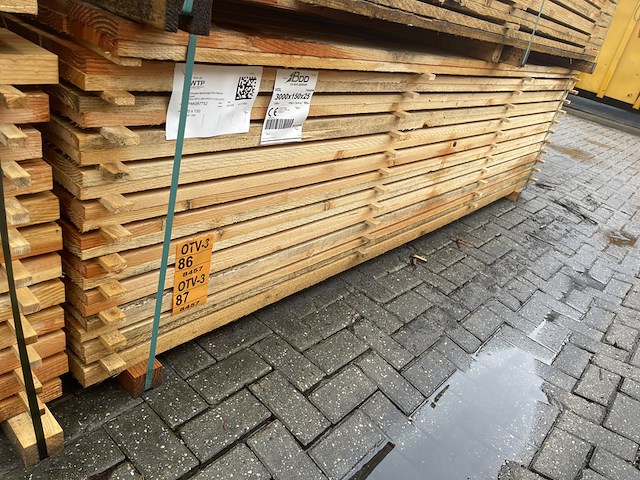 Ca. 84x douglas planken fijnbezaagd, 25x150mm, lengte 300cm - afbeelding 4 van  4