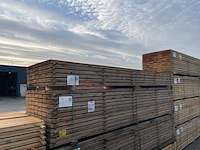 Ca. 84x douglas planken fijnbezaagd, 25x150mm, lengte 400cm - afbeelding 4 van  4