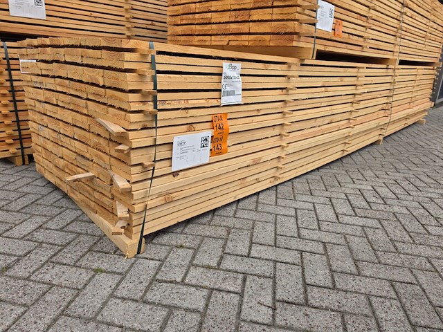 Ca. 84x douglas planken fijnbezaagd, 25x150mm, lengte 500cm - afbeelding 4 van  4