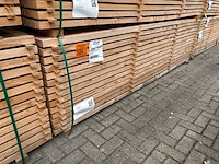 Ca. 84x douglas planken fijnbezaagd, 43x175mm, lengte 300cm - afbeelding 4 van  4