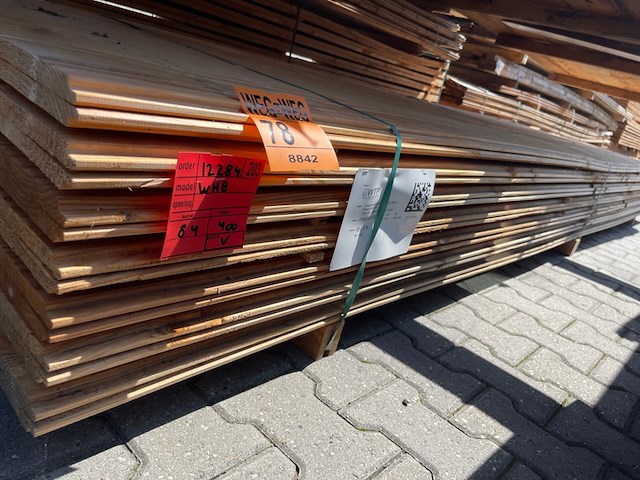 Ca. 84x douglas wisselsponning, 18x190mm, lengte 400cm - afbeelding 2 van  3