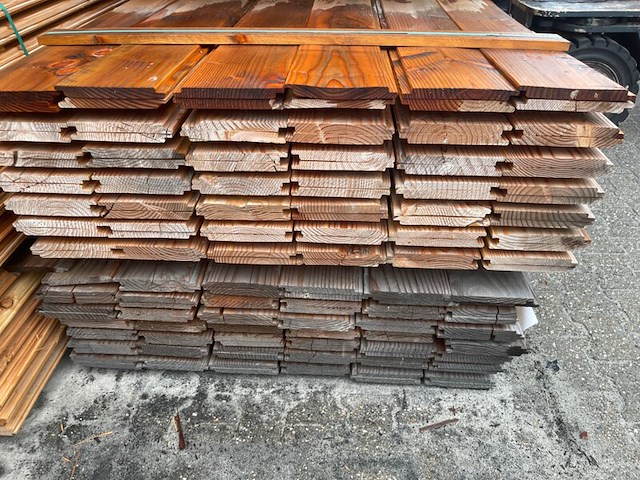 Ca. 84x douglas wisselsponning/halfhoutsrabat, 18x190mm, lengte 500cm - afbeelding 3 van  3