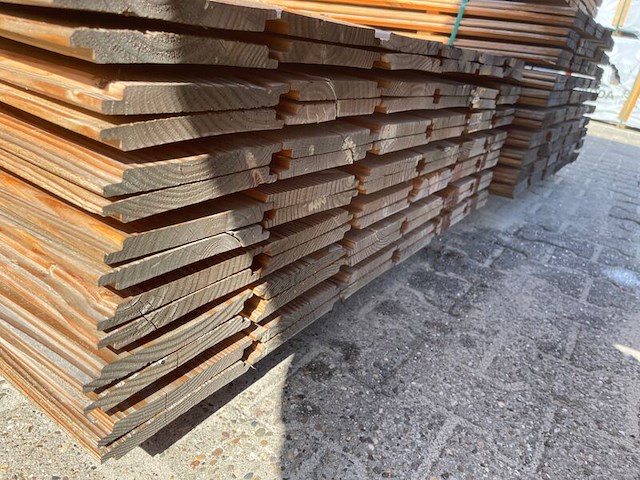 Ca. 84x douglas wisselsponning/halfhoutsrabat, 18x190mm, lengte 500cm - afbeelding 2 van  3