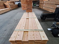Ca. 84x douglas zweeds rabat, 21x190mm, lengte 400cm