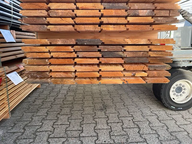 Ca. 84x douglas zweeds rabat, 26x190mm, lengte 300cm - afbeelding 3 van  3