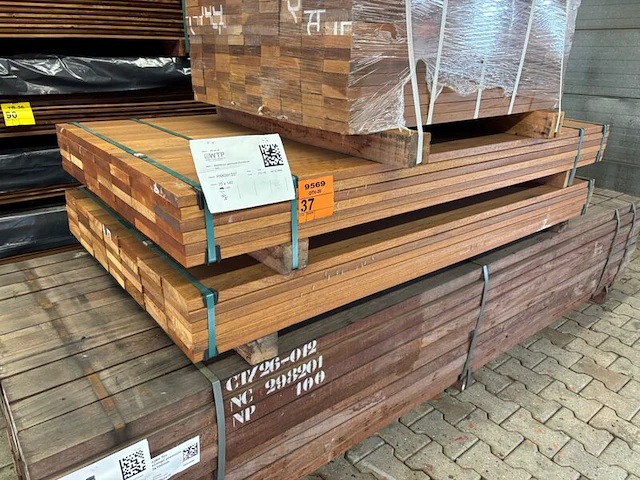 Ca. 84x guyana teak planken geschaafd, 25x140mm, lengte 185cm - afbeelding 4 van  4