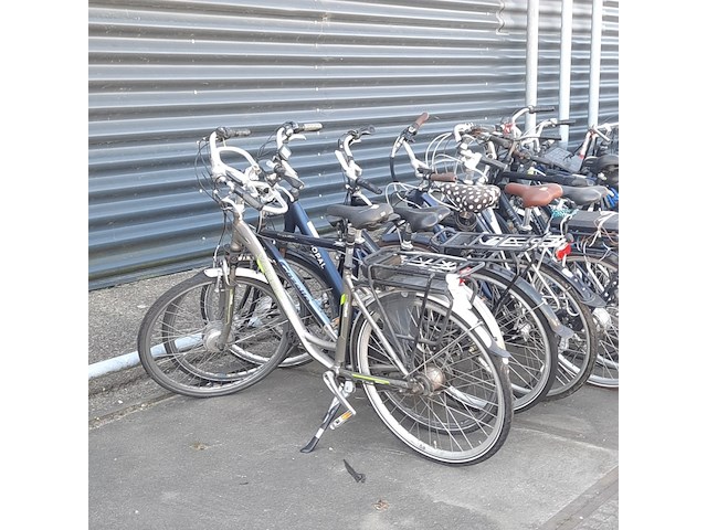 Ca. 85x fiets, o.a cortina - afbeelding 2 van  26