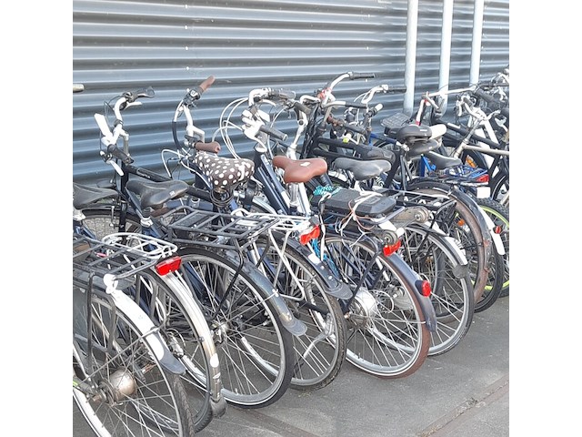 Ca. 85x fiets, o.a cortina - afbeelding 5 van  26