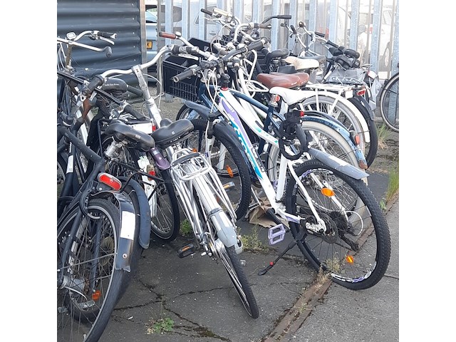 Ca. 85x fiets, o.a cortina - afbeelding 9 van  26