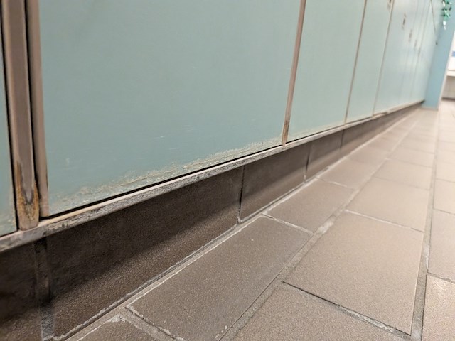 Ca. 8,65 meter lockerkast wandmodule — 81x locker safe-o-mat - afbeelding 3 van  11