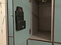 Ca. 8,65 meter lockerkast wandmodule — 81x locker safe-o-mat - afbeelding 10 van  11