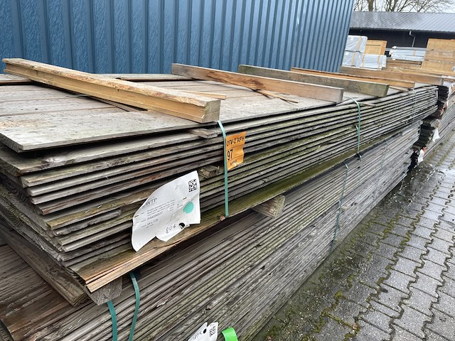 Ca. 86x douglas wisselsponning/halfhoutsrabat, 18x190mm, lengte 400cm - afbeelding 2 van  3