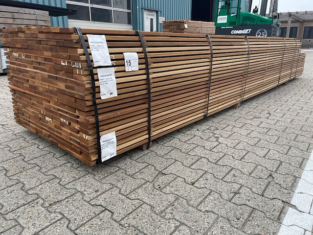 Ca. 86x guyana ipé planken geschaafd country grade, 21x90mm, lengte 13/395cm, 73/430cm - afbeelding 3 van  3