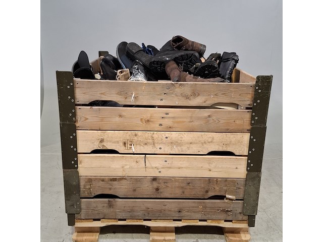 Ca. 87x paar diverse schoenen - afbeelding 1 van  5