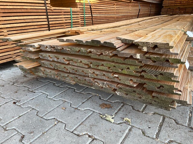 Ca. 88x douglas dubbele rhombus, 18x130mm, lengte 500cm - afbeelding 3 van  3