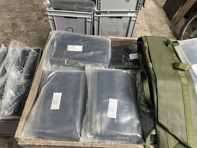 Ca. 88x grote legertassen, m schall, flexibel, groen, nieuw - afbeelding 4 van  4