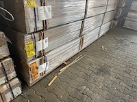 Ca. 88x guyana teak regels geschaafd gevingerlast, 27x45mm, lengte 400cm - afbeelding 4 van  4