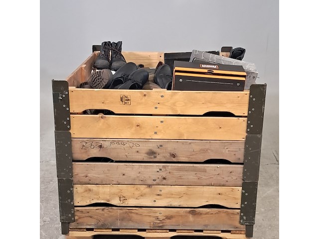 Ca. 88x paar diverse schoenen - afbeelding 1 van  8