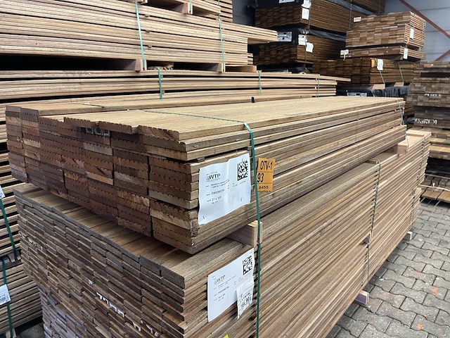 Ca. 89x guyana teak vlonderplanken, 60x170mm, lengte 460cm - afbeelding 4 van  4