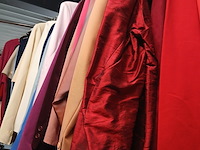 Ca. 89x ouderwetse vestjes en man/ vrouw colberts - afbeelding 2 van  9