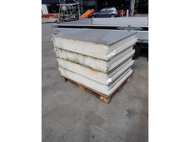 C.a. 8x eps sandwich panelen 26,6m², old stock - afbeelding 5 van  7