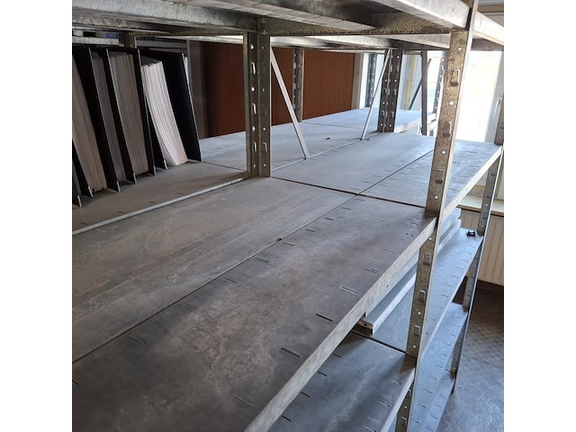 Ca. 9 meter metalen stelling - afbeelding 7 van  7