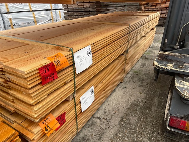 Ca. 90x douglas veer en groef, 18x185mm, lengte 400cm - afbeelding 2 van  3