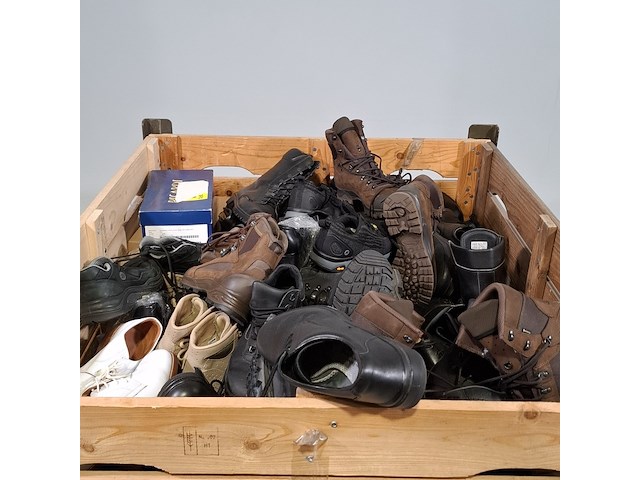 Ca. 90x paar diverse schoenen - afbeelding 2 van  6