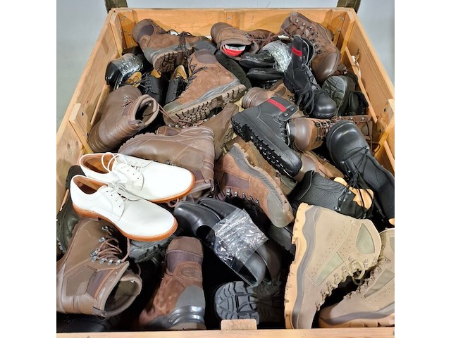 Ca. 90x paar diverse schoenen - afbeelding 2 van  7