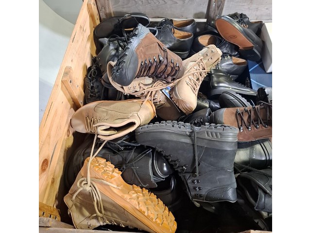 Ca. 90x paar diverse schoenen - afbeelding 7 van  8