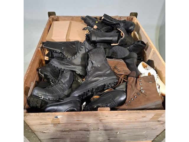 Ca. 90x paar diverse schoenen - afbeelding 2 van  7
