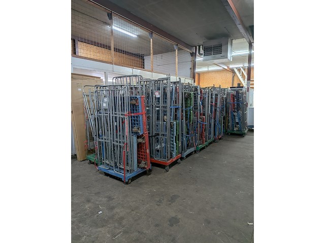 Ca. 90x rolcontainer - afbeelding 1 van  8