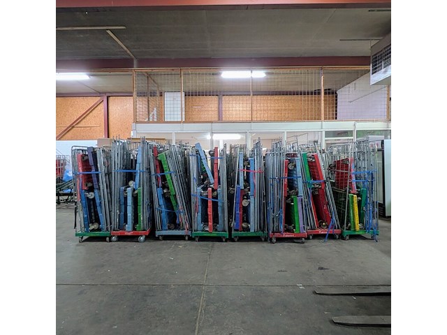 Ca. 90x rolcontainer - afbeelding 2 van  8