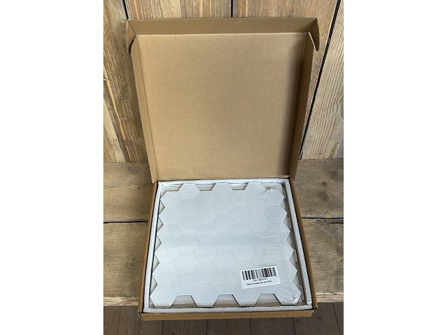 Ca. 90x wand decoratietegel miller&jacobs, 30x30cm - afbeelding 1 van  2