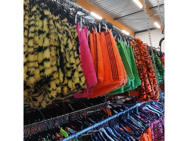 Ca. 91x carnaval feestkleding neon - afbeelding 1 van  6