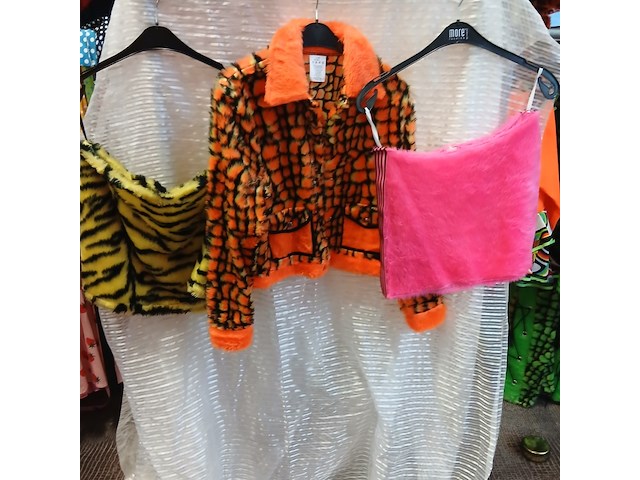 Ca. 91x carnaval feestkleding neon - afbeelding 5 van  6