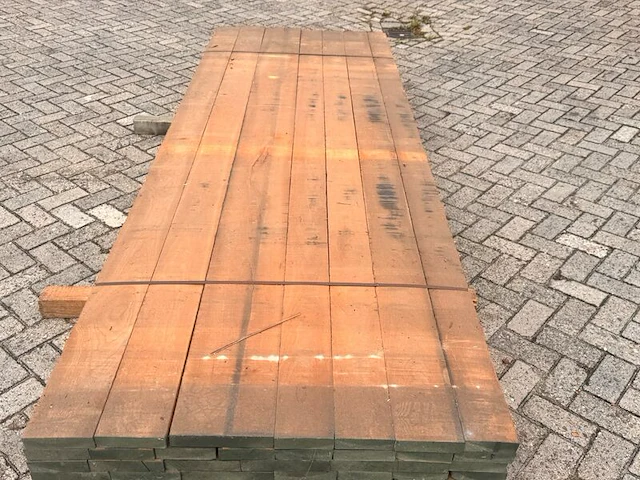 Ca. 927x amerikaans kersen planken fijnbezaagd, 33mm dik, diverse breedtes, lengte 305cm - afbeelding 1 van  3