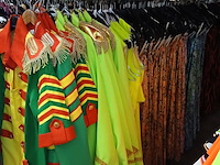 Ca. 92x carnaval en feestkleding neon - afbeelding 1 van  7
