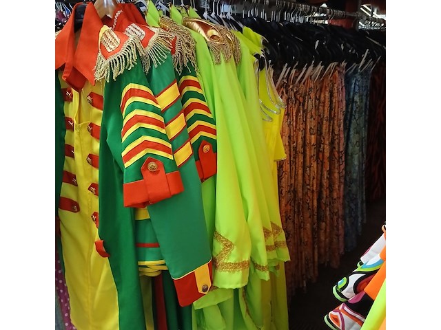 Ca. 92x carnaval en feestkleding neon - afbeelding 2 van  7