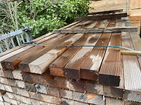 Ca. 93x douglas balken fijnbezaagd, 50x75mm, lengte 400cm - afbeelding 1 van  3