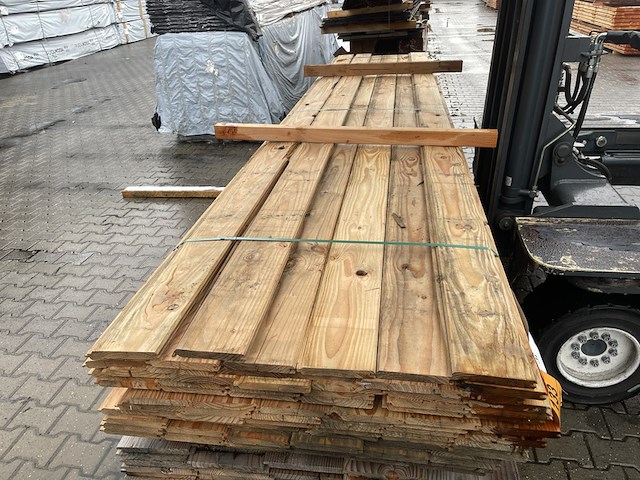 Ca. 93x douglas veer en groef, 18x145mm, lengte 400cm - afbeelding 1 van  3