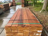 Ca. 93x guyana teak beschoeiingsplanken, 20x150mm, lengte 14/300cm, 79/350cm