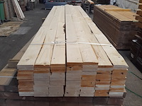 Ca. 93x vuren lat geschaafd, 1,8 x 9,5 x 300 cm - afbeelding 2 van  7