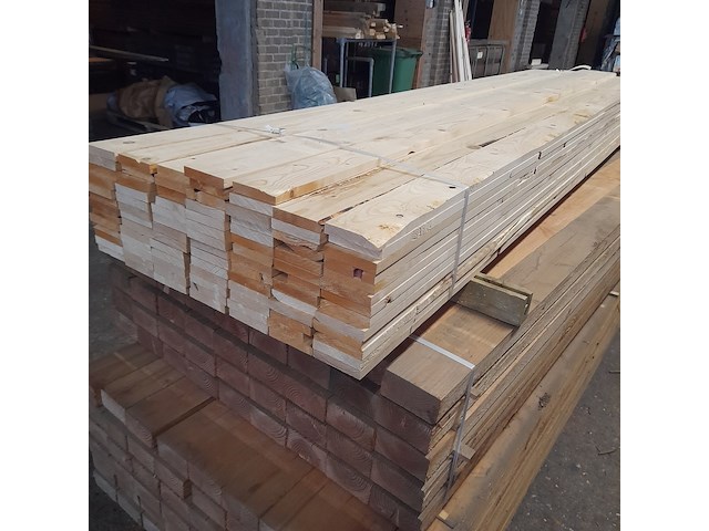 Ca. 93x vuren lat geschaafd, 1,8 x 9,5 x 300 cm - afbeelding 3 van  7