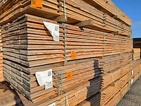 Ca. 94x douglas planken fijnbezaagd, 18x200mm, lengte 400cm - afbeelding 4 van  4