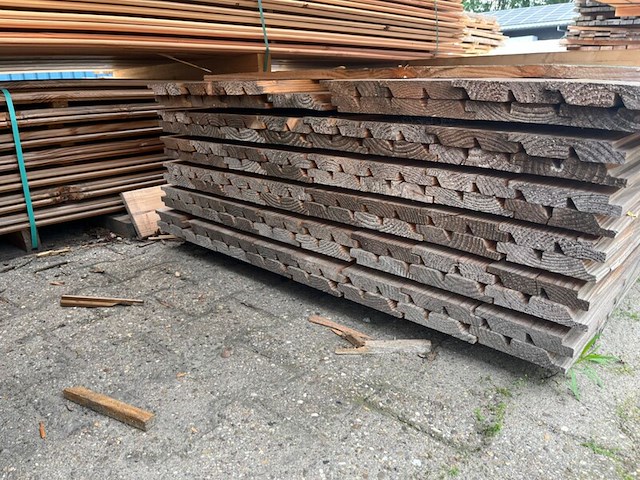 Ca. 95x douglas dubbele rhombus profiel, 25x137mm, lengte 500cm - afbeelding 3 van  3
