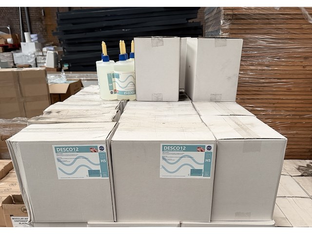 Ca. 96x antibacteriële dispenserzeep 1 liter, orphisch, desco 12 - afbeelding 1 van  7