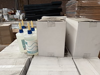 Ca. 96x antibacteriële dispenserzeep 1 liter, orphisch, desco 12 - afbeelding 2 van  7