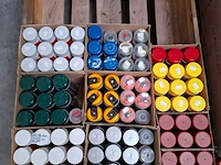 Ca. 96x diverse verf spuitbussen - afbeelding 3 van  11